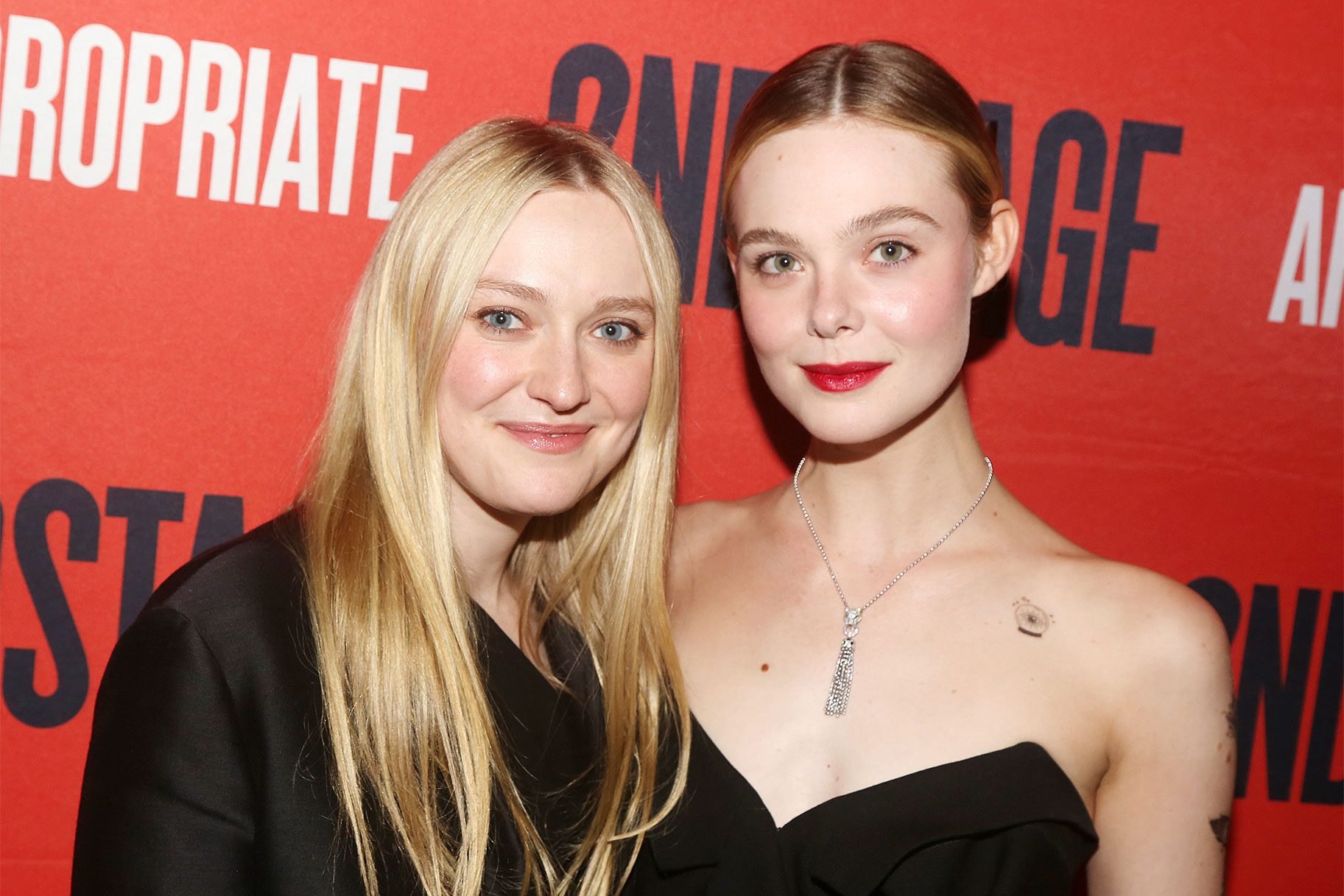 Dakota and Elle Fanning
